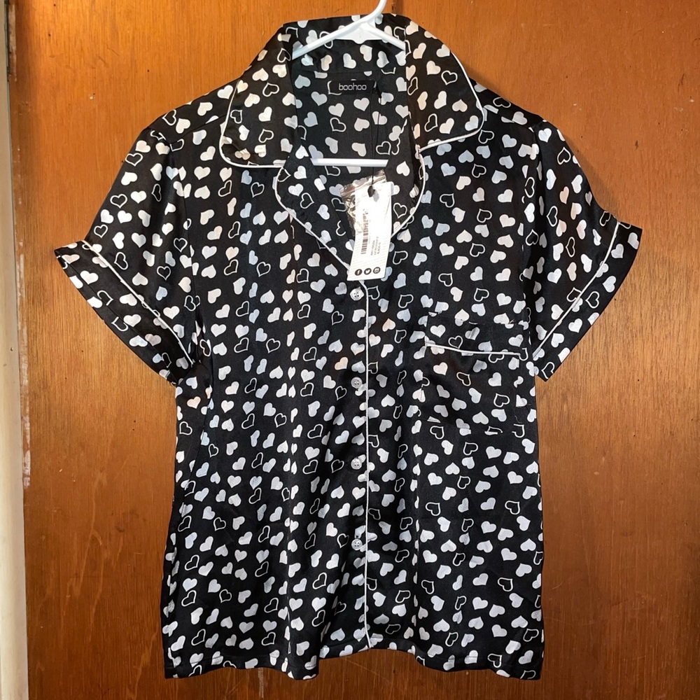 ❤️ 3 for $18 ❤️ NWT Boohoo Pajama Top